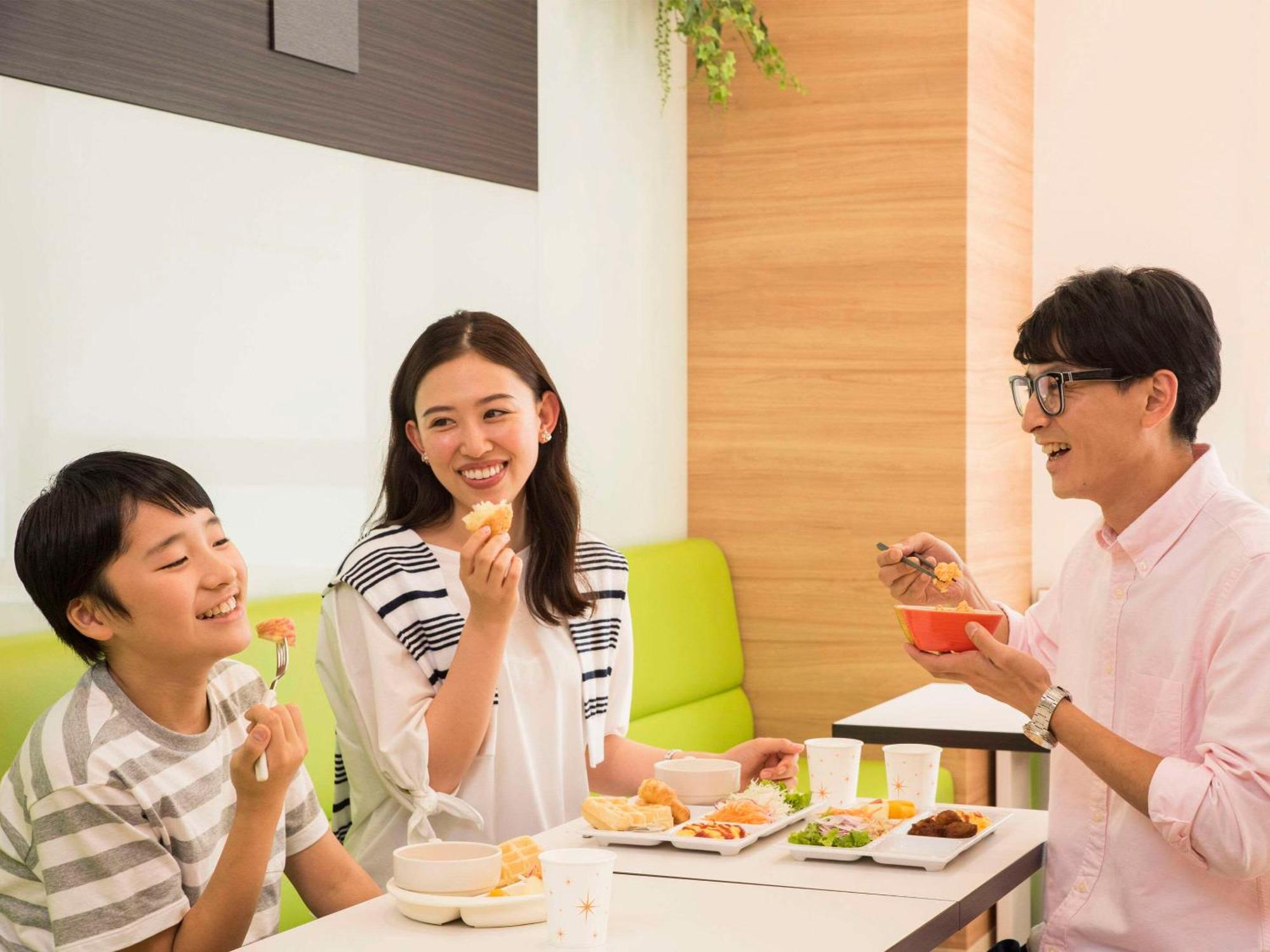 Comfort Hotel וואקיאמה מראה חיצוני תמונה
